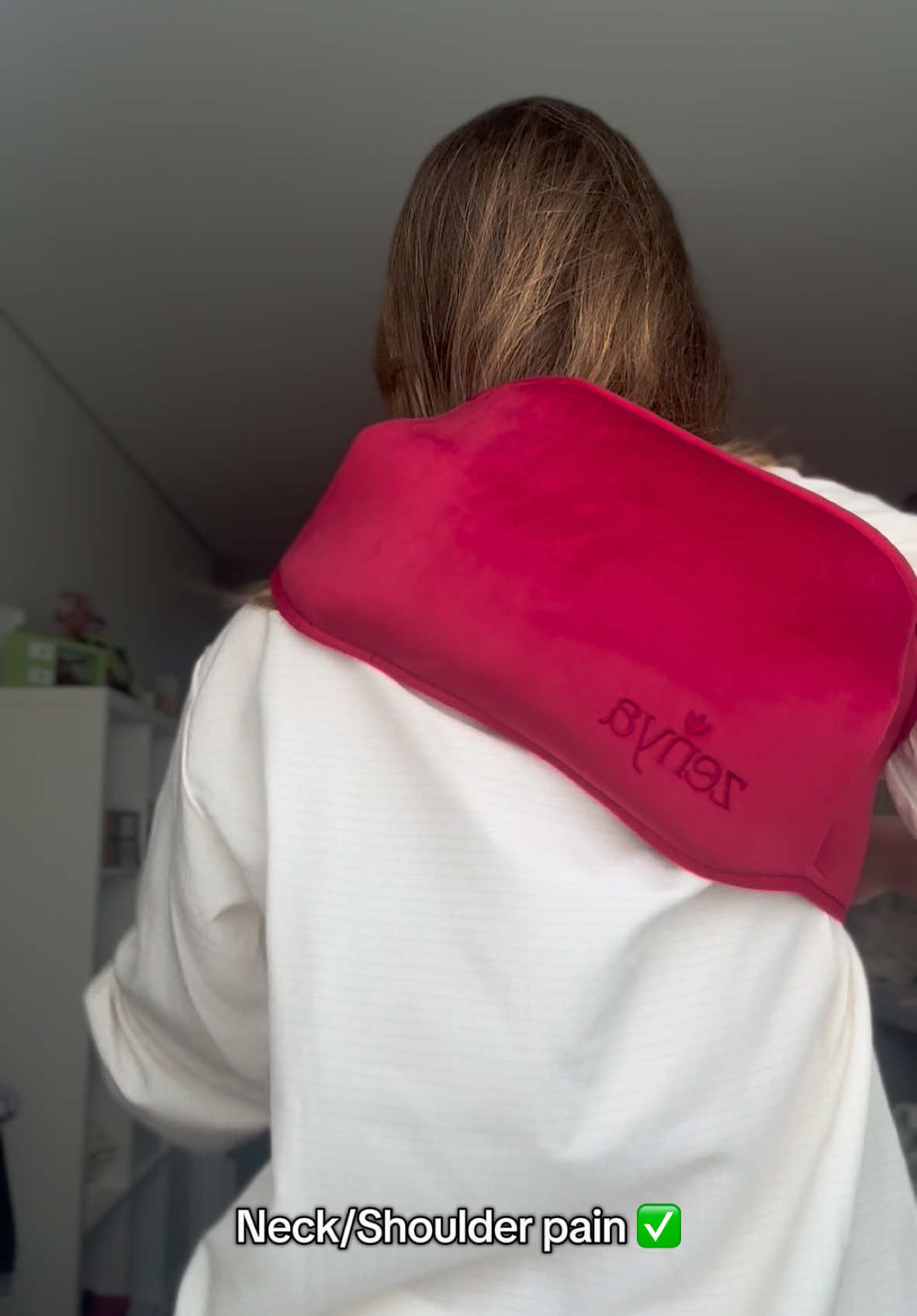 One solution for multiple areas! 🔥 With Zenya Hug, you can relieve pain and discomfort in your pelvic area, lower back, and neck/shoulders—all with the soothing power of heat therapy. 💖 ✔ Perfect for cramps, muscle tension, and back pain ✔ Comfortable and wireless for use anywhere ✔ Fast heating for instant relief Which area do you need to relax right now? Let me know in the comments! 👇💬 #ZenyaHug #HeatTherapy #PainRelief #periodpain #hotwaterbottle 