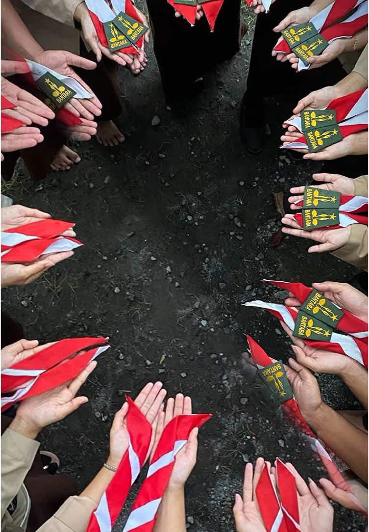⚜️SALAM PRAMUKA⚜️ Hallo sobat Smanru! Sudah H-5 penutupan tapi belum join Bantara? Rugi banget dong😱🔥 Jangan sia-siakan kesempatan untuk menjadi bagian dari perubahan! Ayo, bergabunglah dan menjadi bagian dari generasi penerus bangsa yang cerdas, aktif, dan peduli lingkungan! Tunggu apa lagi?🔥🫵🏻 #pramukaindonesia #pramukahits #bantarapramuka #fyp 