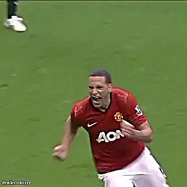 Rio Ferdinand defending 🧱👺 