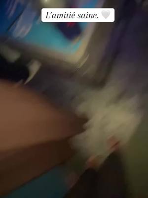 Parce que je vous aimes même à des milliers de km 🥺🫶🏼 #BeautyTok #pourtoii #pourtoi #fyp #viral #fakebody #memories #friends #bff #bffgoalsgirls 