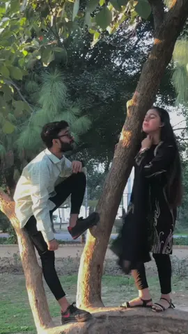 Dil laga liya maine tum se pyar kar k 🫵 😘 😇 ❤️ #Hamza_Nayyab❤️ 