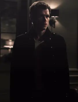 Shall we? . . | #thevampirediaries #elijahmikaelson #danielgillies #klausmikaelson #theoriginals 