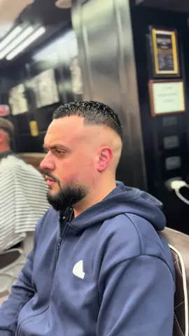 #fyppppppppppppppppppppppp #fypp #barbershop #barber #albania🇦🇱 #postoftheday #albania #hair #tirana #cut #LifeHack #hairstyle #unique #fyp #tirana🇦🇱 #viral_video #fade #popular #haircut 