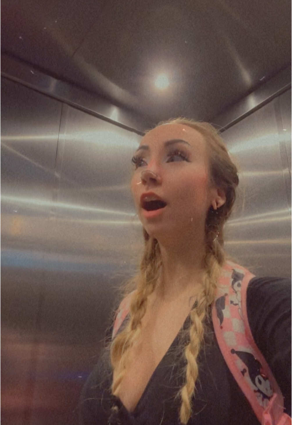 College elevator seasonings  #burp #burping #burpingqueen #burpgirl #10secondchallenge 