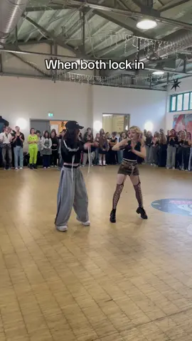 W/ @mona_Liza  , wasnt directly the part we could dance so we were a little confused 😭🩷  #dance #dancer #kpopdancecover #kpop #kpoprandomdance #kpoprandomdancechallenge #viral #fyp 