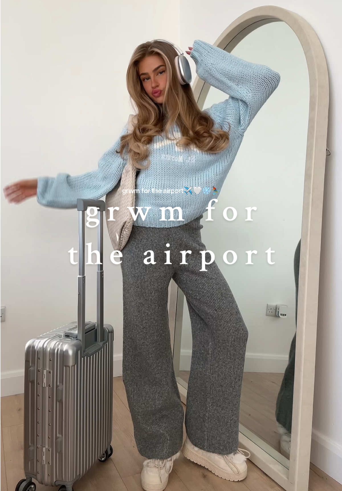 Grwm for the airport❄️✈️🎀 (I forgot to post this before my holiday oops🤭!!) @Cider #grwm #airport #outfit #skiholiday #skitrip #skiing 