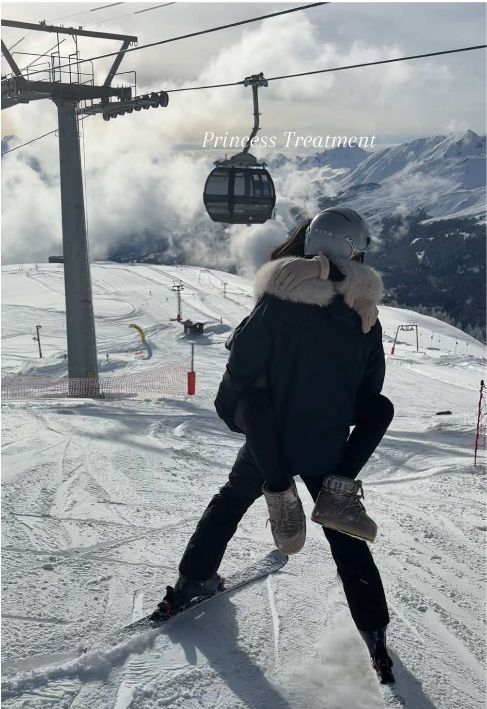 Princess Treatment it is ❄️❄️❄️🇨🇭🪬  #ski #couplecomedy #swiss #swissalps #cransmontana #foryou #foryouworld #foru #pourtoi #פוריו #סקי #זוגותבסקי #foryoupage #foryoupageofficiall 
