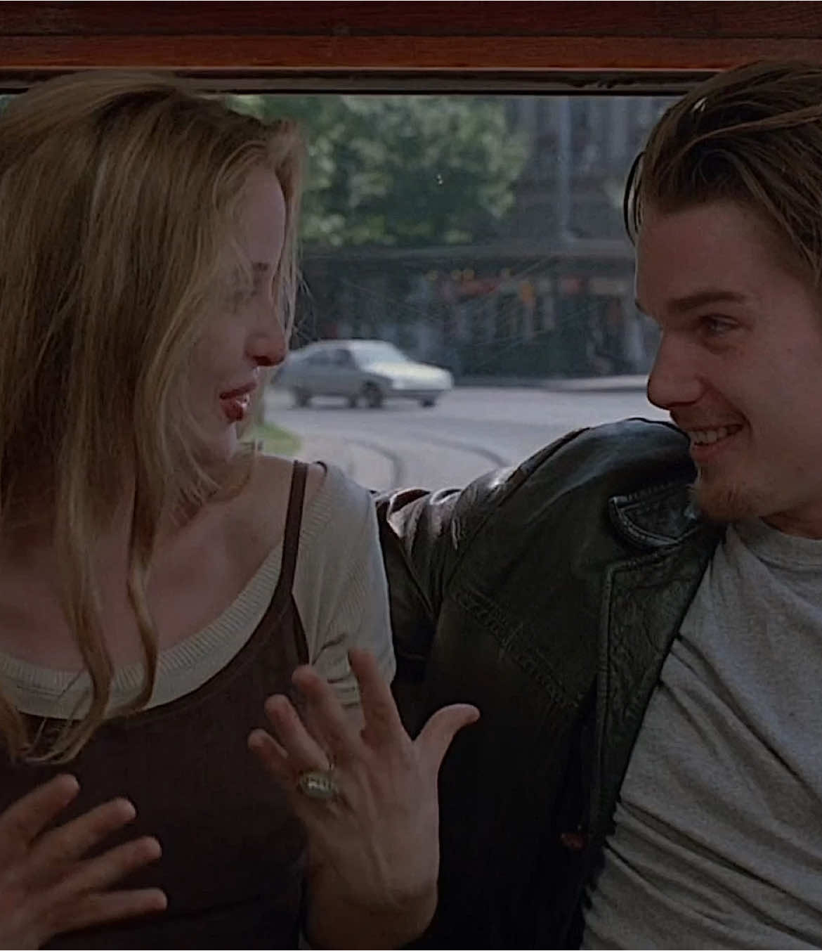 I like to feel his eyes on me when I look away || scp : logolessfiles || #beforesunrise #beforesunriseedit #beforesunset #beforemidnight #ethanhawke #juliedelpy #cinema #movies #edit 