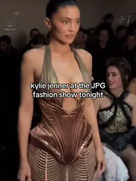 perfect #kardashian #jenner #kyliejenner #jeanpaulgaultier #jpg #fashion #fashionweek #fyp #fyppppppppppppppppppppppp #foryo #foryouu 