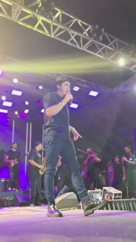 #nordeste #piaui #videoviral #natanzinholimaoficial #natanzinho #festa #musically #musica #forro #furyou 