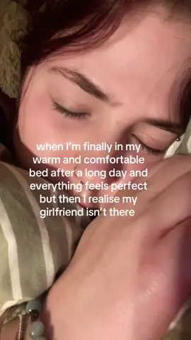 need to move in with her asap #girlfriend #wuhluhwuh #wlw #wlwcouple #lesbian #lesbiancouple #Relationship #fyp #relatable #real #couplegoals 