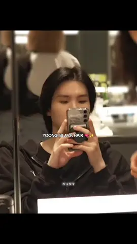 YOONGI BLACK HAIR🖤✨✨🫦#foryoupage #yoongi #yoongiedit #fypシ #bts_official_bighit #nany_barmy #minyoongi