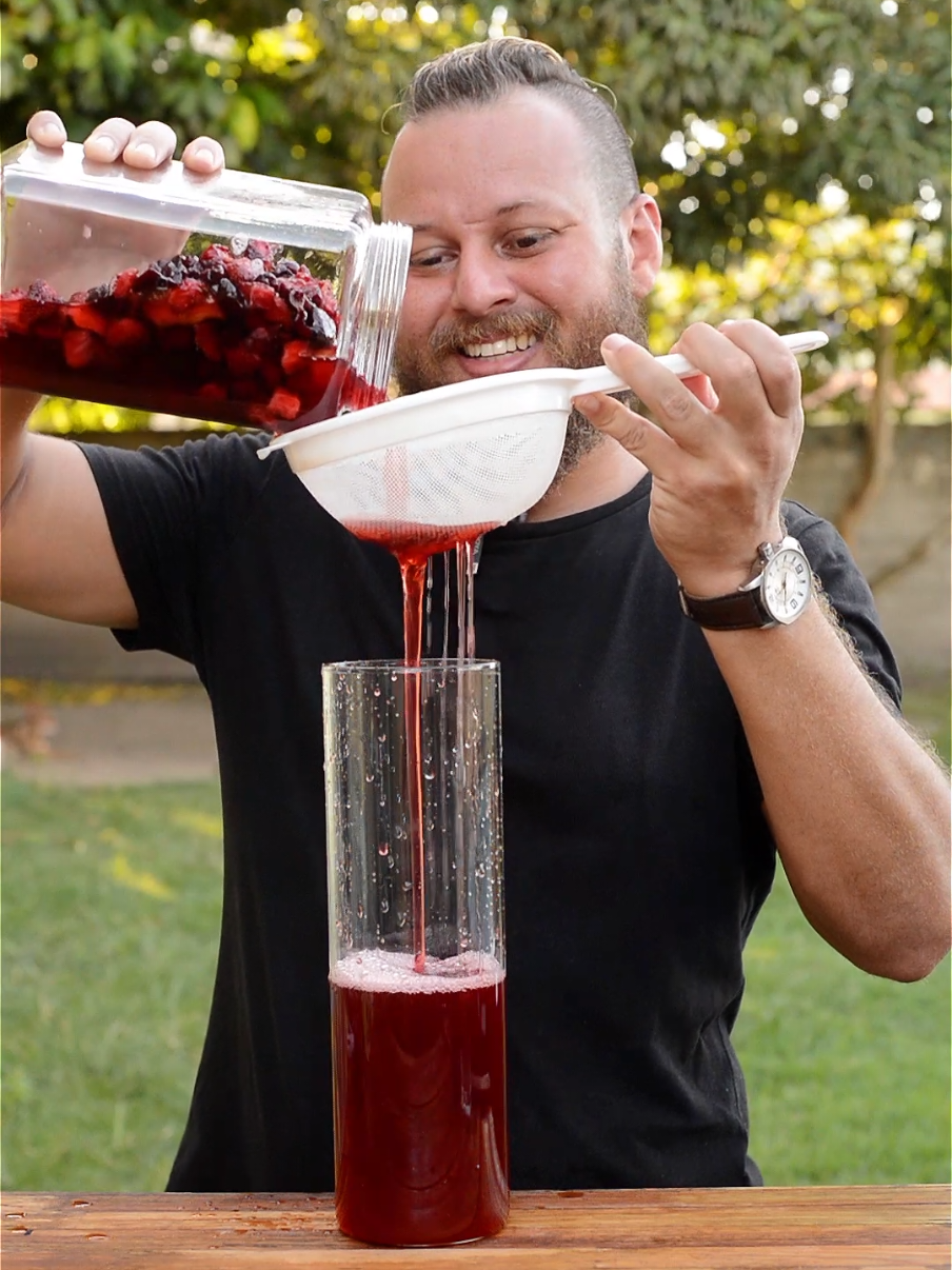 Receita de Licor de Frutas Vermelhas 🤠