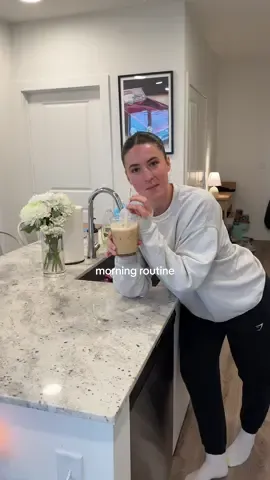 Little morning vlog on day 24 of 75 hard!  #lifestylecontent #satisfyingasmr #smallcreator #75hard #morningvlog 