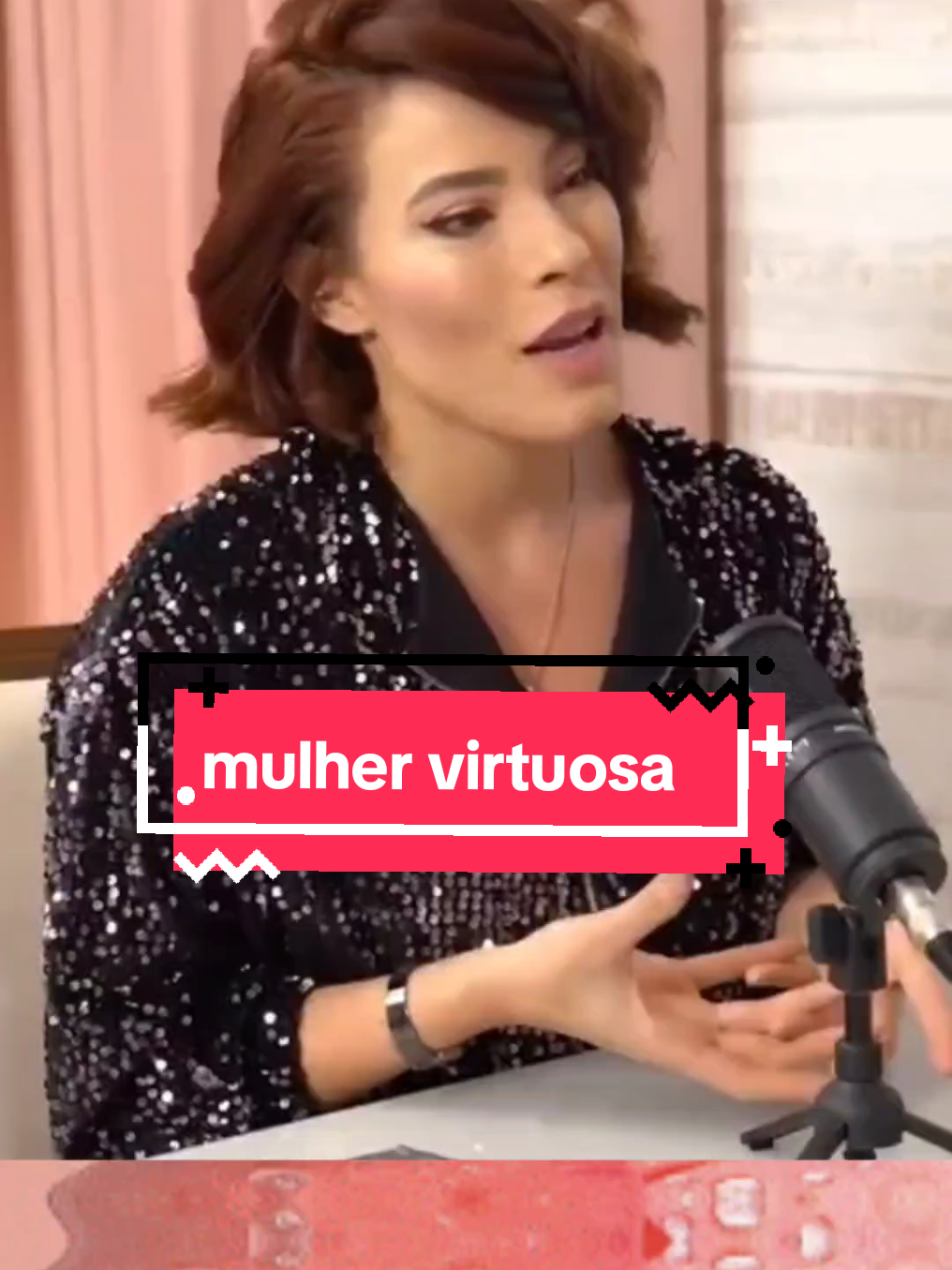 a verdadeira mulher virtuosa ela é a fonte que o espírito Santo usa para influenciar esse homem!#psicologia #reflexão #mulher #homens #motivacional #relacionamento #casal #marido #esposos #motivacao #amor #vida #deus 