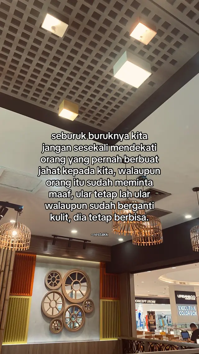 tetap jaga jarak #quotes #katakata #harian #fyp #fypシviral #foryoupage #xybca #zyxbca #4u #beranda #masukberanda #tiktok #girl #mood #viral #story #trending #relatable #Relationship #reminder #pengingat #mindset #jahat #jauh #jagajarak #ular #maaf #hatihati #hubungan #fypp #fypage #fypシ゚ #fyppppppppppppppppppppppp 