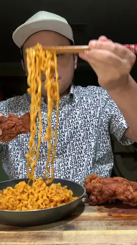 Samyang noodles and chicken tenders!  #samyang #mukbang #fye #eatwithme #foryo #fory 