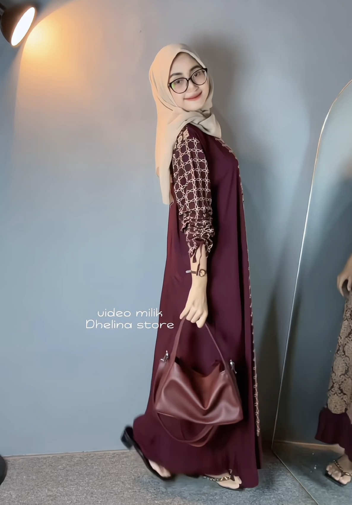 Rekomendasi gamis burgundy kekinian ada serut ditangan busui friendly😍 #fyp #gamis #dress #gamisrayon #gamismurah #gamiskekinian #racuntiktok 