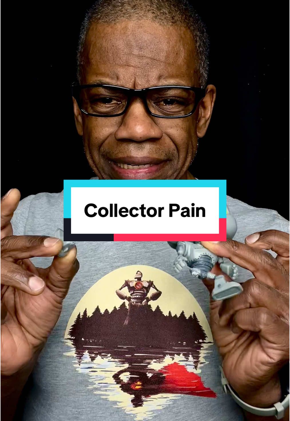 Epoxy to the rescue! #irongiant #funkopop #superman 