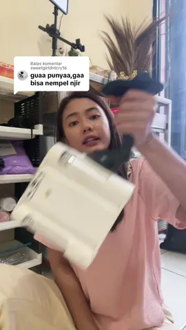 Membalas @sweetgirldntcry16 nihh gue pake buat angkat speaker. Ga copot kok. #holder #holderhp #holderhpmurah 