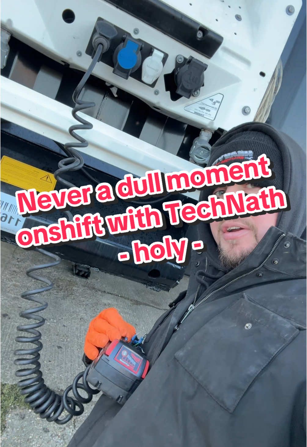 Easy stand alone trailer light trick with the Milwaukee battery! Grant at broadway electrics down is Essex taught me that! And of course if you wana try HOLY for crying out loud don’t pay full price.. use the codes below to get some money off! The new ice tea is  elite!!!!🧋@holysquad.uk  Jackspanners5 - £5off first Jackspanners  - 10% there after #holyenergy #holy #healthiswealth #hardwork #graft #mechanicsoftiktok #mechanic #howitworks #fyp #mechaniclife #fixstuff 