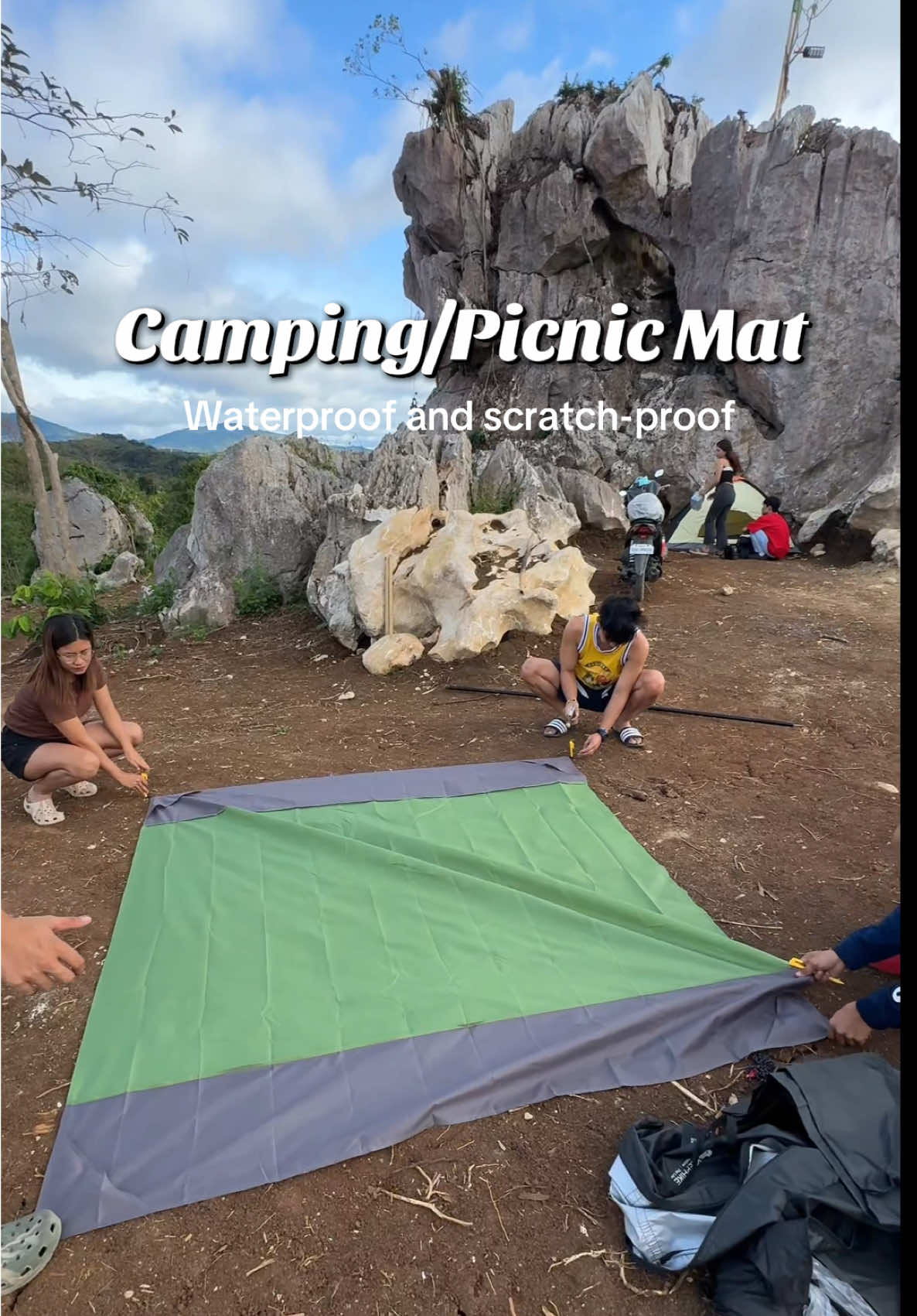 Sobrang useful nito. Check out mo na. #picnicmat #campingmat #beachmat #campingessentials #fyp #trendingproducts 