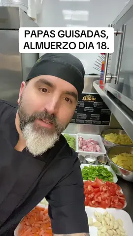PAPAS GUISADAS CON ALCACHOFAS Y COSTILLAS. ALMUERZO DIA 18. #miguelcadiz #carnesyfuegoss #halal #halalfood #dieta #comudasaludable #vira #viral_video #parat #fyp 