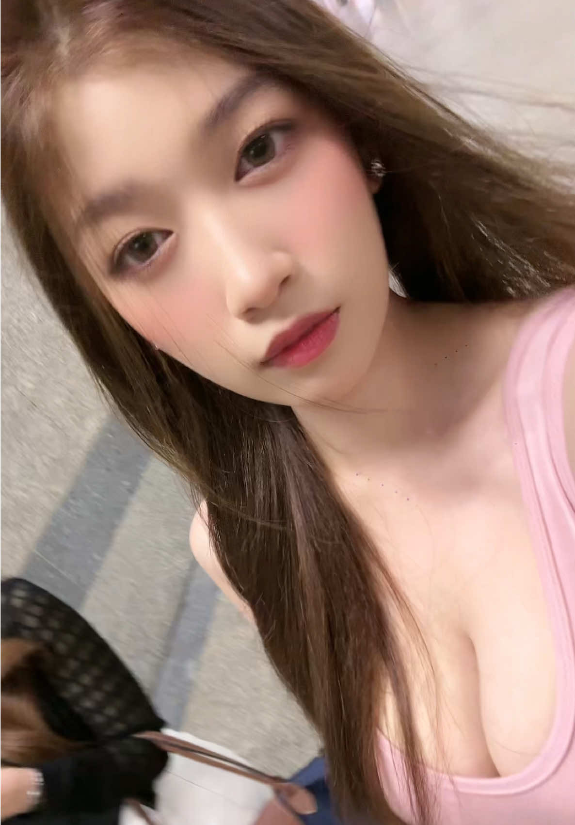 คนข้างๆไม่ลืมคนเก่าทำไงดีคะ😣