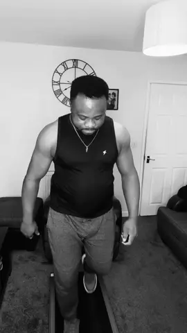 I’ve finally started my fitness journey after a long period of procrastination👌🙌 #Fitness #fitnessjourney #gymmotivation #treadmill #truevine  Treadmill @dawealthy 