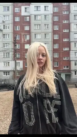 @Racer Worldwide @annahimma  DROP TIMES 7 PM - Moscow 8 PM - Tallinn/Helsinki 7 PM - Berlin/Paris 6 PM - London 1 PM - New York 10 AM - Los Angeles