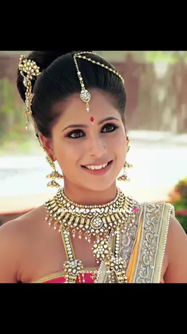 the fountain and the wind make this scene insanely dreamy🥹 #mahabharat #mahabharata #arjuna #arjun #subhadra #subadra #shaheersheikh #veebhaanand #desitiktok #ishqhua #fyp #foryou 