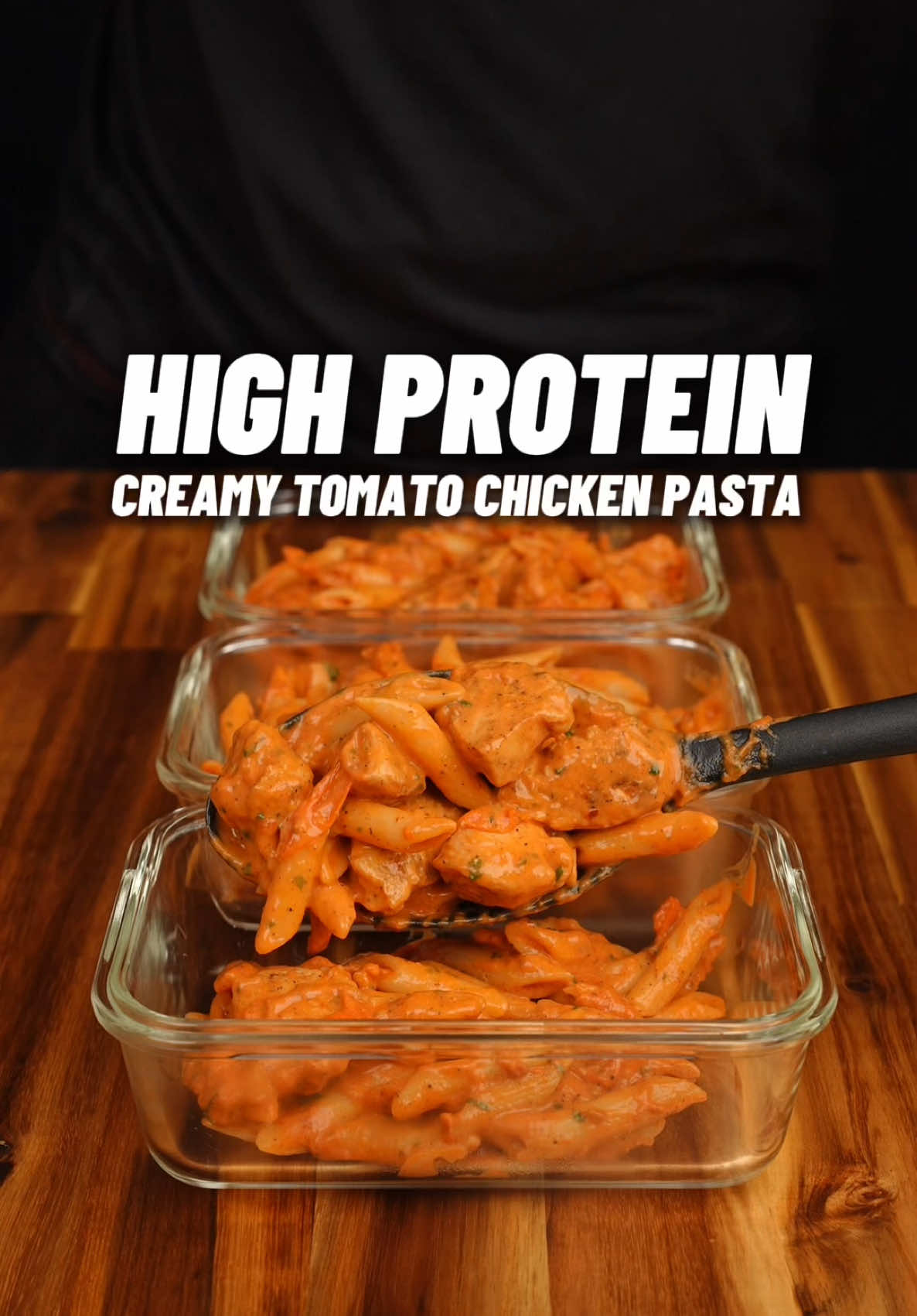 High Protein Creamy Tomato & Garlic Chicken Pasta! 🔥🍅🍗  #mealprep #highprotein #creamytomatopasta #creamychickenpasta #lowcalorie #highproteinmealprep #musclefood #GymTok #gymfood #tastymealprep #easymealprep #EasyRecipes #highproteinrecipes #panaceapalm Easy 50g of Protein, 500 Calorie Meal Prep!😋💪🏽 Check out my high protein cookbooks for over 100+ recipes just like this one! 📕👨🏽‍🍳 (link in bio) Serves 4: 🍽️🍽️🍽️🍽️ Calories & Macros 📊 Per Meal: 535 calories  50g P | 61g C | 9g F Seasoned Chicken - 600g chicken breast (diced into bite size cubes) - tsp garlic powder - tsp paprika - tsp salt - tsp pepper - Cooking spray (I used chosen foods avocado oil spray) Creamy Tomato & Garlic Sauce - 20ml olive oil - 8 garlic cloves diced - 300g cherry tomatoes sliced  - Generous pinch of salt - 250ml chicken stock (brand: oxo) - tsp chilli flakes - tsp paprika - tsp onion powder - tsp black pepper - Add salt to taste - 100g light cream cheese (brand: Philadelphia lightest) - 200ml fat free milk - 30g tomato paste  - tsp sugar - 60ml pasta water (reserved from cooking pasta) - Fresh chopped parsley Other ingredients: - 280g penne pasta (uncooked weight)  Boiled in generously salted water Garnish - grated Parmesan (optional) Storage & Heating ♨️ - Store in meal prep boxes refrigerated for up to 5 days.  - When it’s time to eat, reheat in the microwave with a damp paper towel over the top 3-4 minutes, stir through till creamy and enjoy! Check Out My High Protein Cookbooks for 100+ Recipes just like this one! (link in bio)👨🏽‍🍳📕 