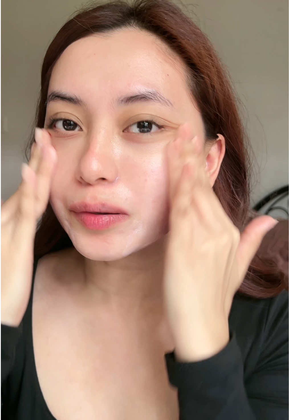 sissy check niyo rin showcase ni @Johan for legit jskin products hehe  #jskin #fyp 