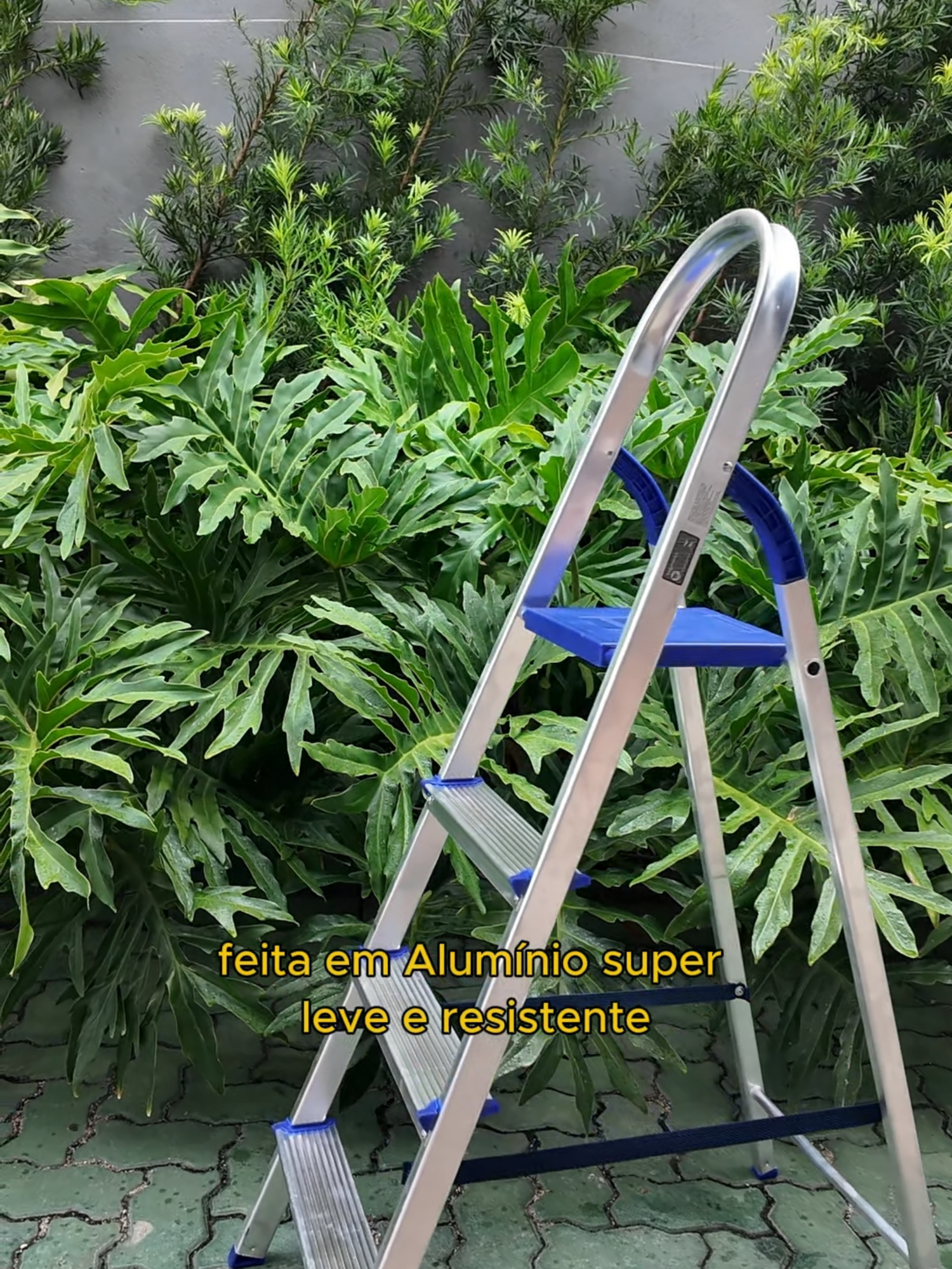 Escada de Alumínio Doméstica de 4 Degraus Resistente Zenite #util #utilidadesdomesticas #façavocêmesmo