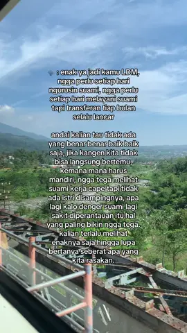 panggah penak sing nyawang😌 #fyp#fypシ゚viral#masukberanda#foryoupage#katakata#sadstory#pejuangldm#ldmstory#suamiistri#suamiistribahagia#pejuangrupiah#jarakdanwaktu#jakartapurwokerto#kai#stasiunpasarsenen#stasiunpurwokerto#purwokerto#purwokerto24jam#xyzbca 