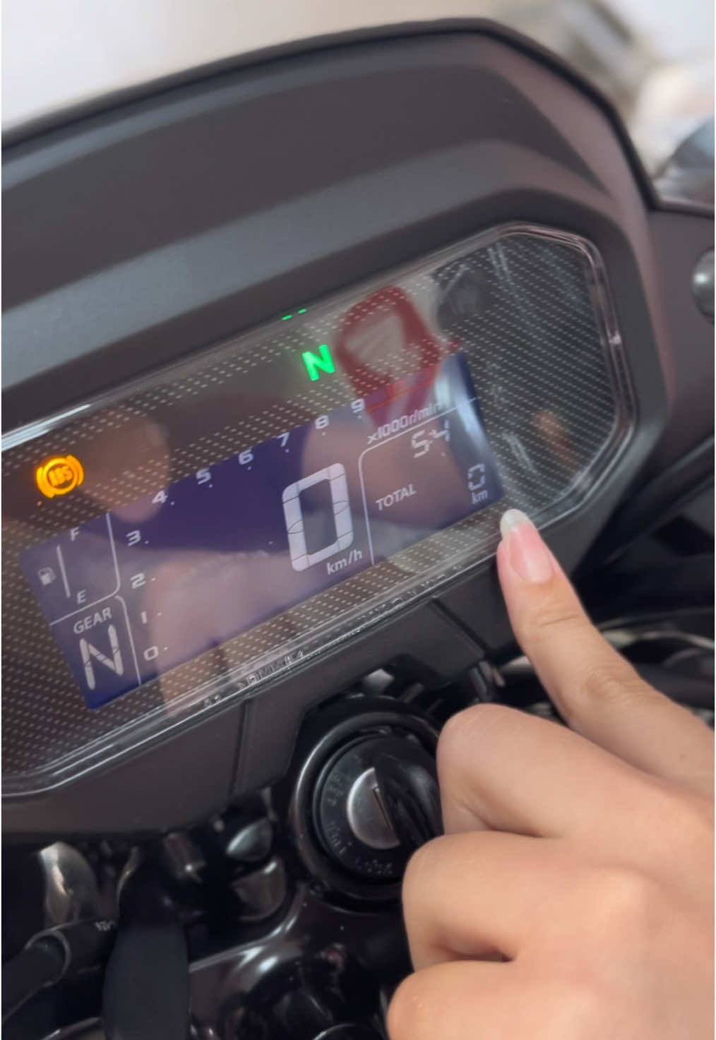 CONTEMPLADA POR SORTEIO NA 7º PARCELA ❤️🙏🏻🤯 PARABÉNS PELA SUA CONQUISTAAA @kamiila.reis  PELA SUA TÃO SONHADA 0km 😍🙏🏻 DEUS ABENÇOOU 🙏🏻🙏🏻🙏🏻 #titan #cg2025 #contemplada #consorcio #moto #conquistada0km #sonho #realizado 