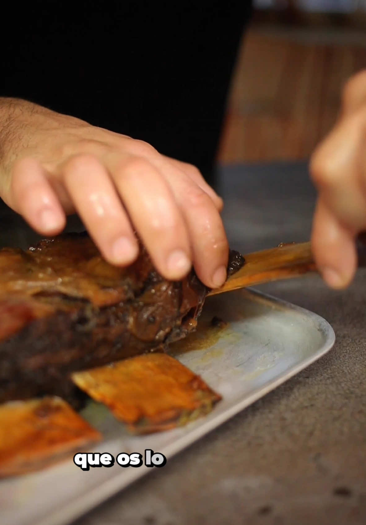 Nuestro Costillar de Ternera asada a baja temperatura 😮‍💨😮‍💨 #costillar #costillas #karlosarguiñano #arguiñano #arallomadrid #planesmadrid #mejorrestaurantemadrid #restaurante #restaurantestopmadrid #dondecomermadrid #restaurantemadrid 