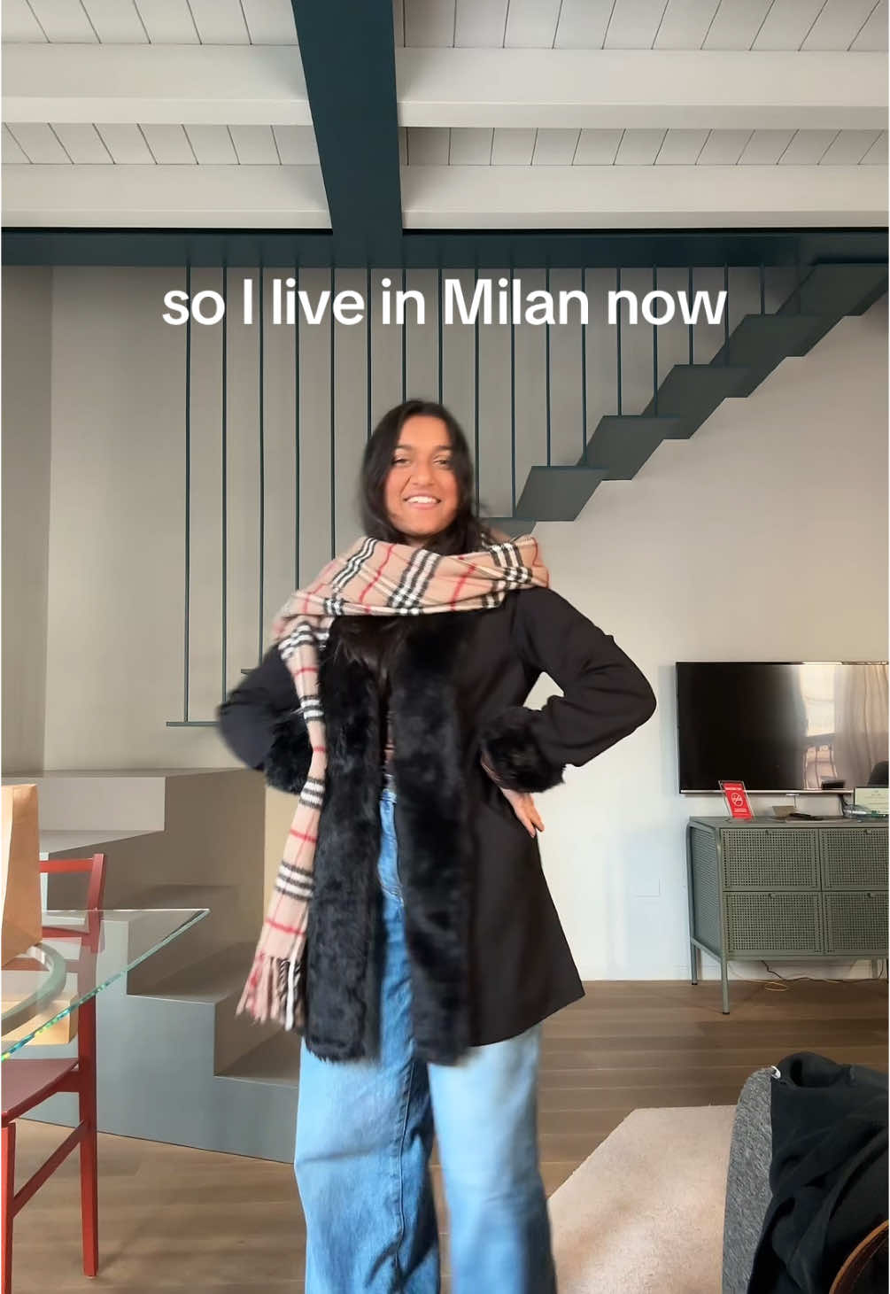 outfit of the day  #milanoitaly #milanfashion #studyabroadlife #creatorsearchinsights 