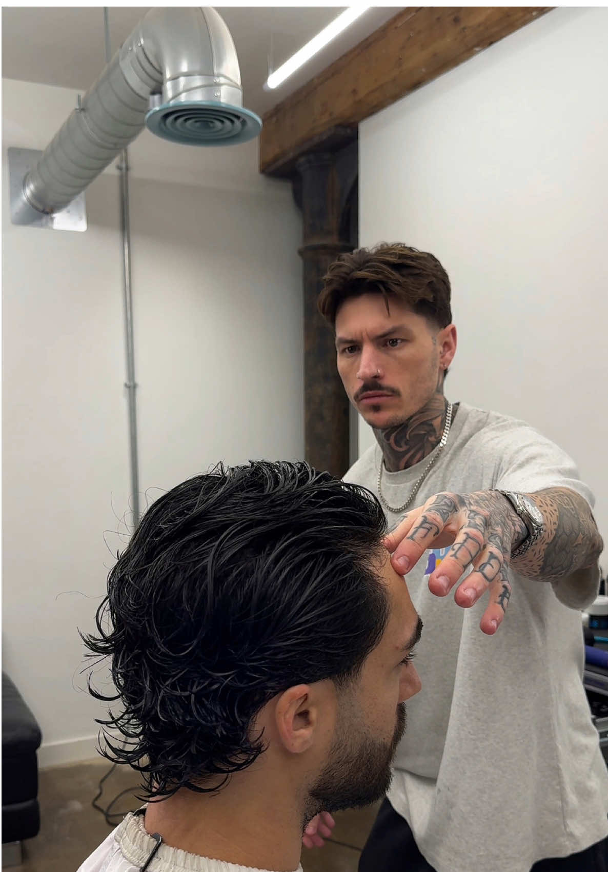 Slicked back side part 😮‍💨 Scissors: Vincere 6” Razor: YS park Dragon Razor Clippers & trimmer: Omni  Supplied by @chrisandsons  If you want to cut hair the way I do, check out the Rascals Education Academy 📖