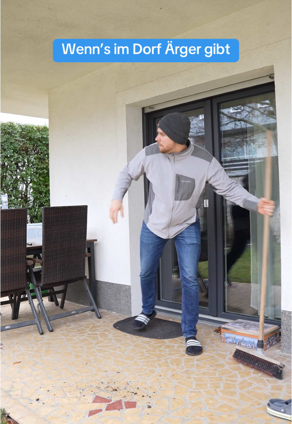 Wenn’s im Dorf Ärger gibt 😂 #dorf #dorfleben #landleben #dorfkinder #nikolaj #ärger 