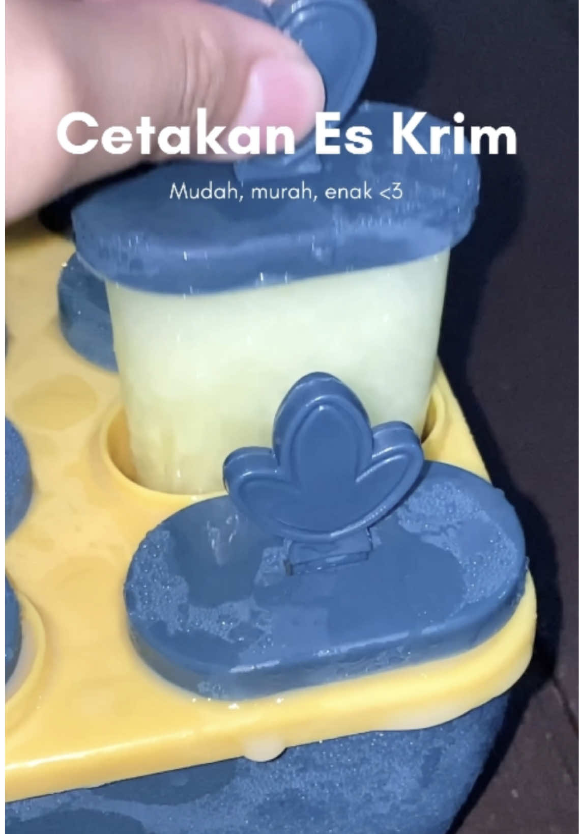 cemilan mudah, murah, enak 😋  #cetakanes #cetakaneskrim 