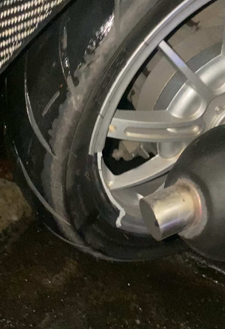 Patah hati❌ patah velg✅ #vespamatic #vespamaticbali #vespaindonesia #fyp 