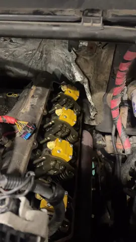#dieseltechchris #mechanicsoftiktok #techtips #techniciansoftiktok #fyp #fordsuperduty #trucks #powerstrokediesel #73powerstroke #67diesel #67powerstroke #powerstroke #automotive #technician #7tree #7treepowerstroke 