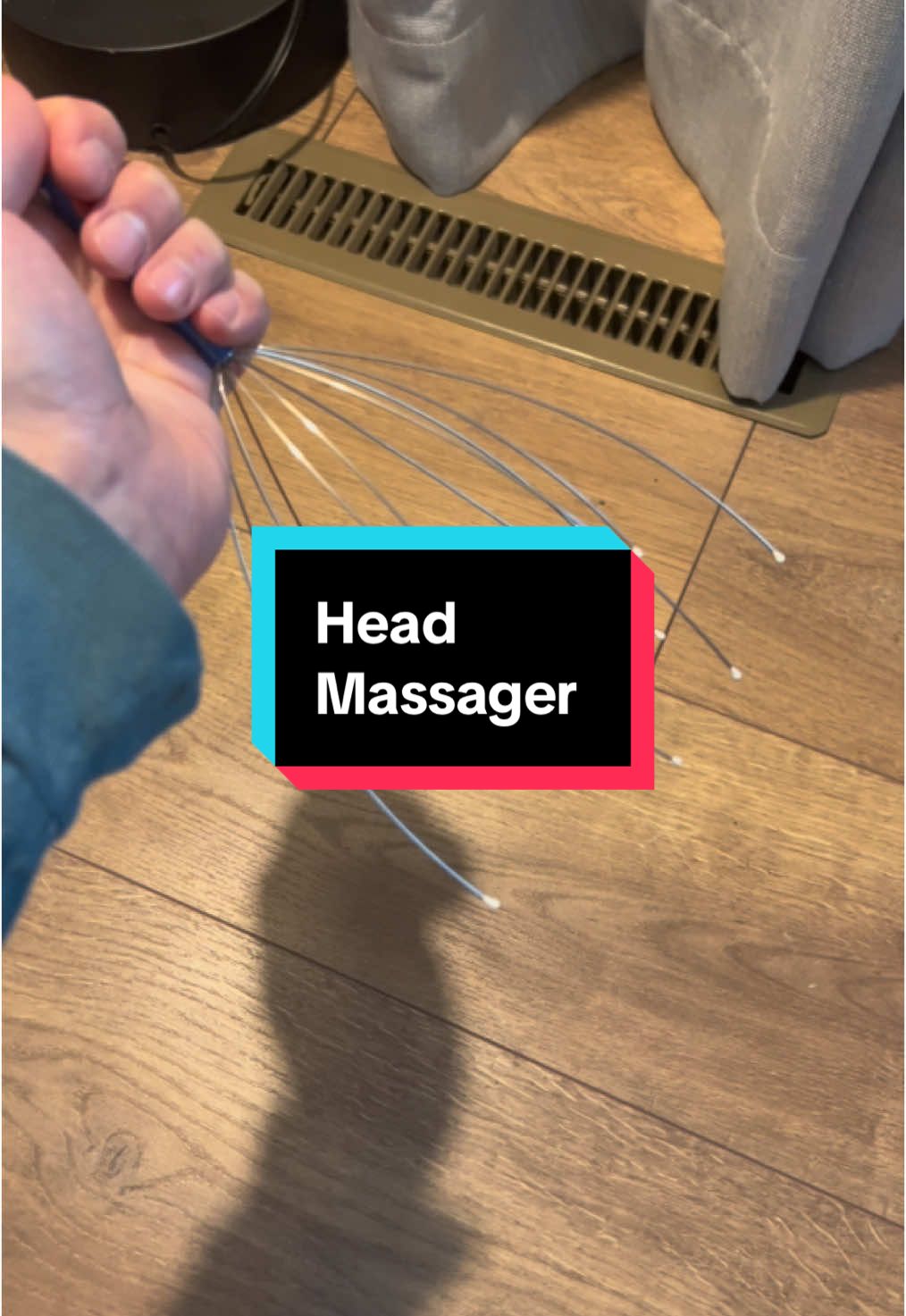 Don’t miss out on this head massager!  #fingerheadmassage #massage #headmassager #32fingers #headscratcher #massager 