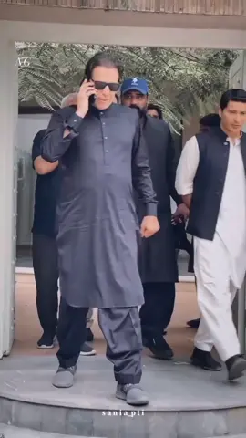 Aura🗿| Imran Khan 😎 #khan ki deewani #foryou #imrankhanpti #viralvideo #imrankhanzindabad❤️🇵🇰🤗 #behindyouskipper #foryoupage #goviral #illu #support_me #4k #plzunfrezemyaccount🙏 #viewsproblem😭 @PTI OFFICIAL 