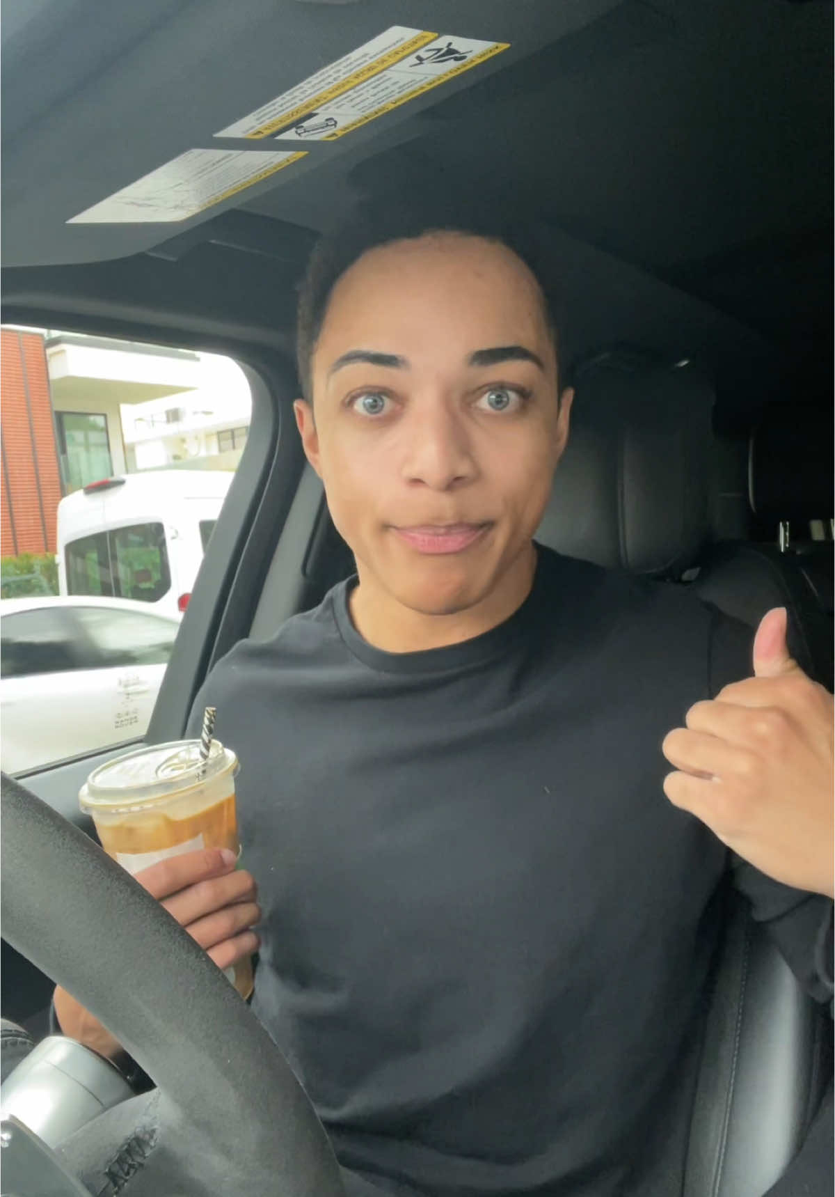 NO MAN should be making you feel insecure. Insecurity is you not realizing who you are and what a privilege it would be for someone to be with you. Walk around confident. Walk around knowing that there’s the perfect person for you. And drop the insecurity. Your worth more. #foryou #fyp 