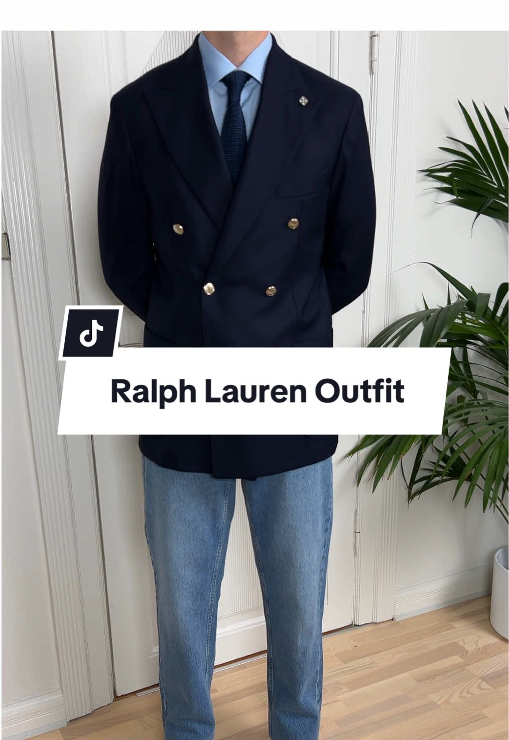 How to dress like style icon Ralph Lauren 👌I didn’t have the exact boots he’s wearing, so I went with classic Chelsea boots instead. These new pants are a bit too long, so when I have time, I’ll take them to my tailor 👏 Let me know what you think of this outfit!?  #menswear #mensstyle #mensfashion #menssuit #smartcasual #ralphlauren #ralphlaurenstyle #oldmoneystyle #jeansandblazer 