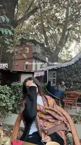 🫶🏻🥹💗🌸✨#shawl #wintervibes #aesthetic #fypシ #viral #foryou #trending #winterseason #fypp 