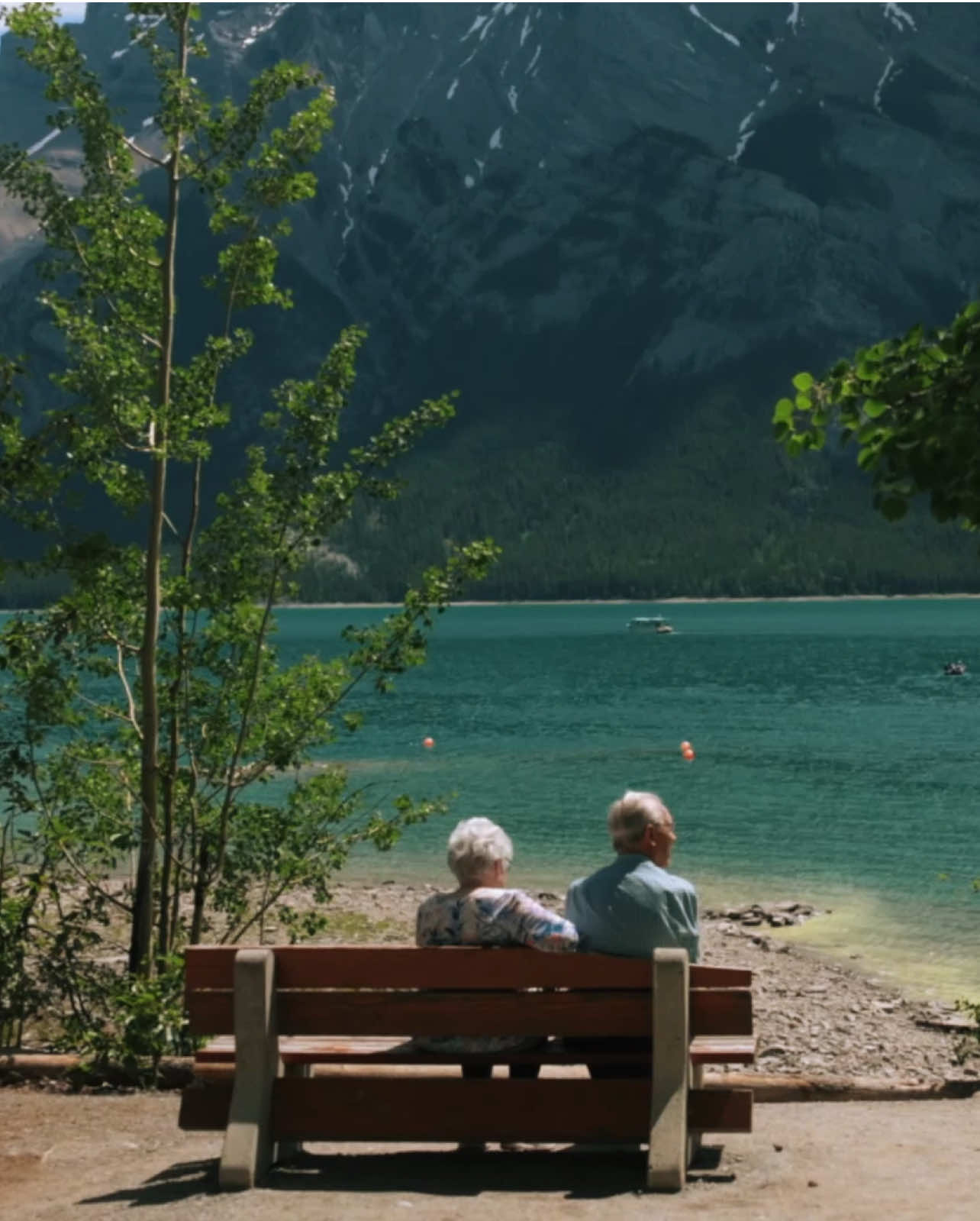 sweet older couple in alberta canada 🥹 #cinematictravel #cinematography #cinematic 