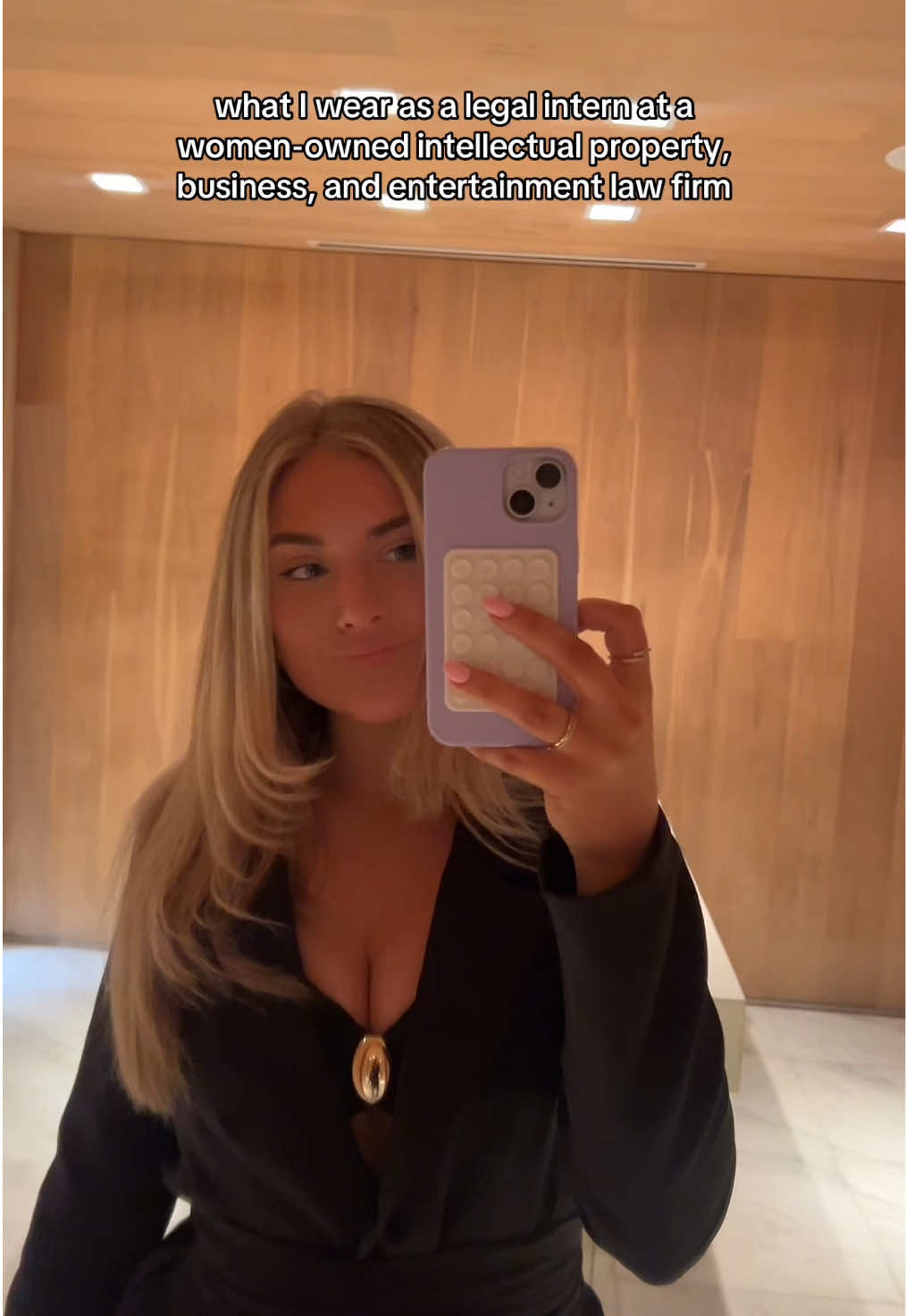 Legal intern OOTD 💭 #LVLUPLegal @Jacey Andé #Legalintern #OOTD #lawschool #mentorship #womenowned #lawfirm #iplaw #entertainmentlaw #legalnews 